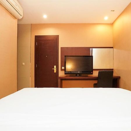 Homestay 3 Surabaya Exterior photo